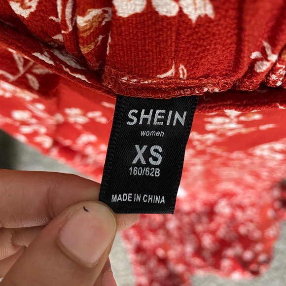 shein XS run big - Picture 2 of 4
